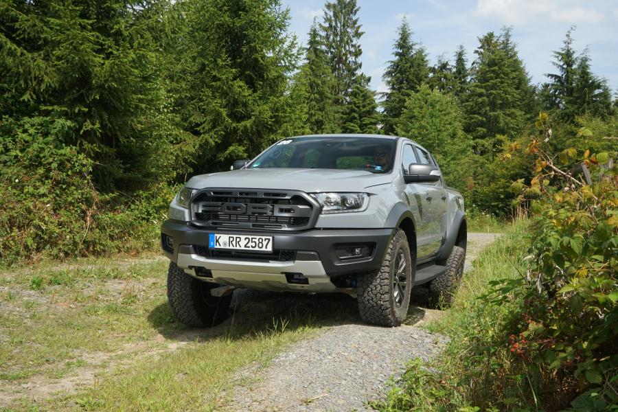  Ford Ranger Raptor 2019 года  (EU) (фото 2 из 38)